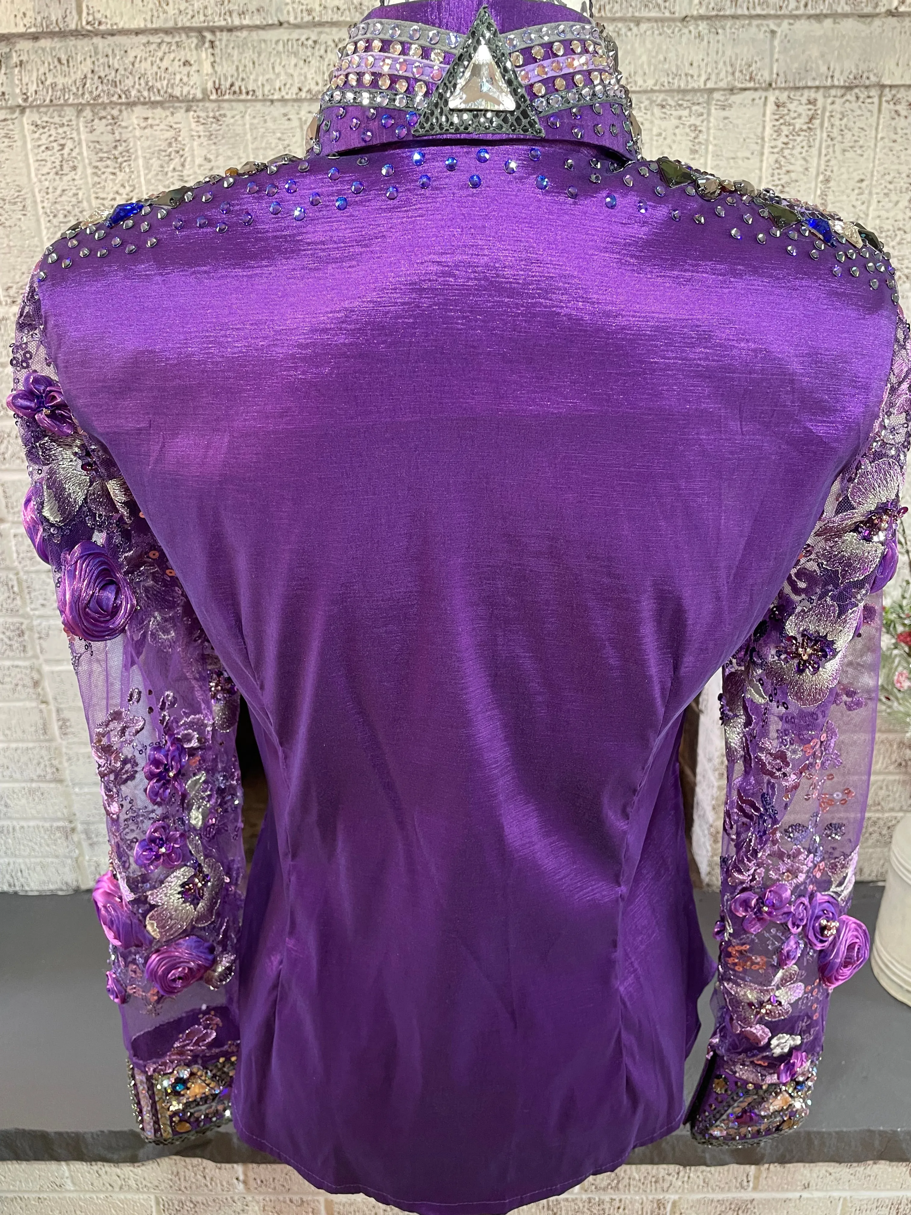 Medium Rockstar Designs day shirt