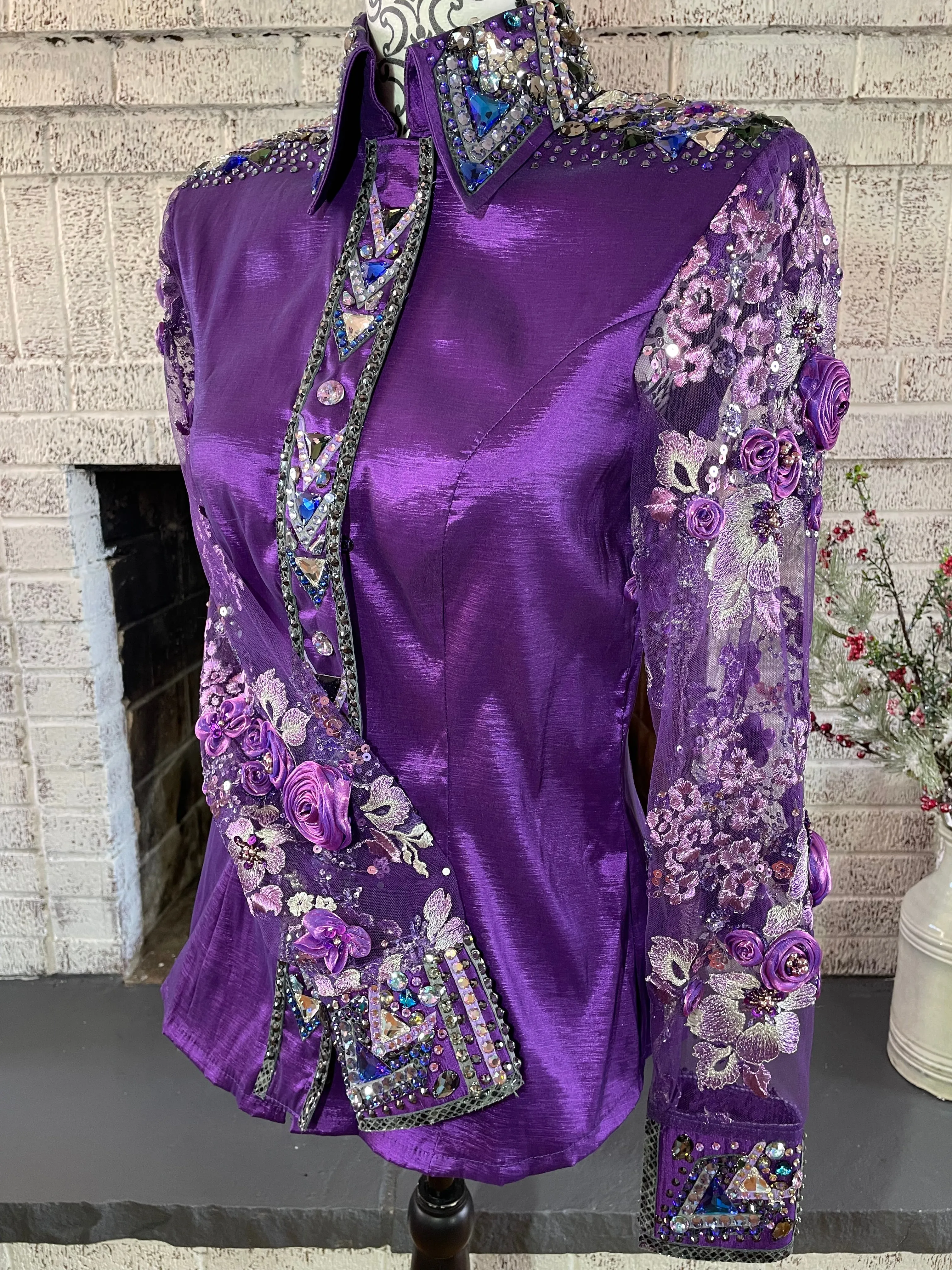 Medium Rockstar Designs day shirt
